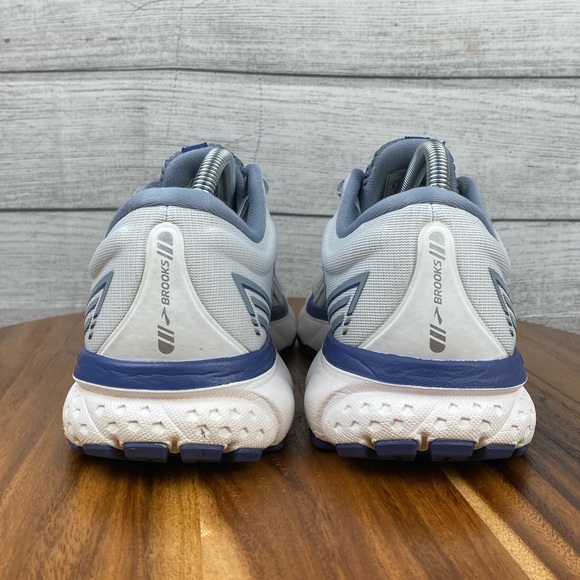 Brooks White and Blue Athletic Shoes with Breathable Design - Picture 6 of 13